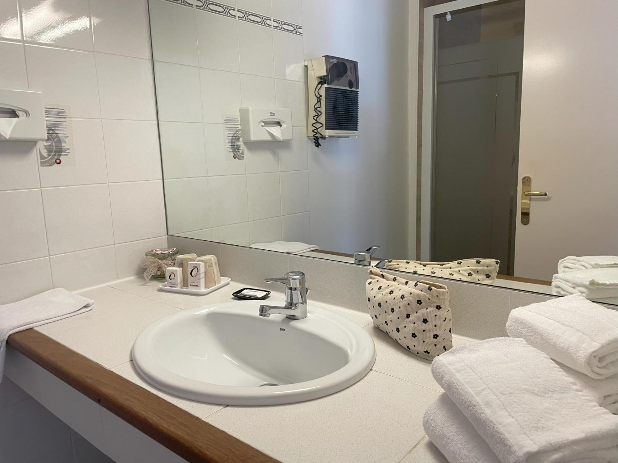 The Originals Boutique, Hotel Clos Sainte Marie, Nevers Ngoại thất bức ảnh