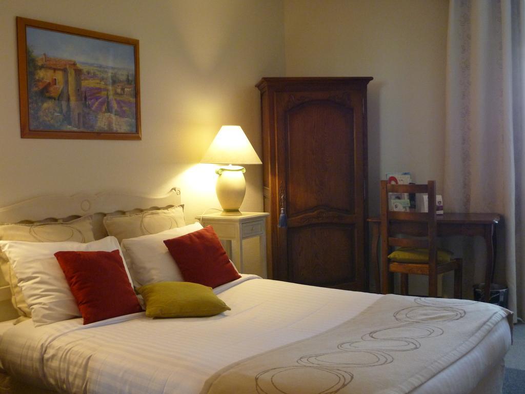 The Originals Boutique, Hotel Clos Sainte Marie, Nevers Phòng bức ảnh